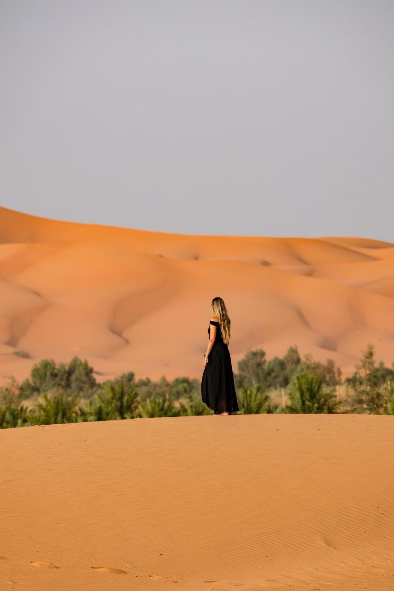 Sunrise Sahara Camp Hotel Merzouga Bagian luar foto